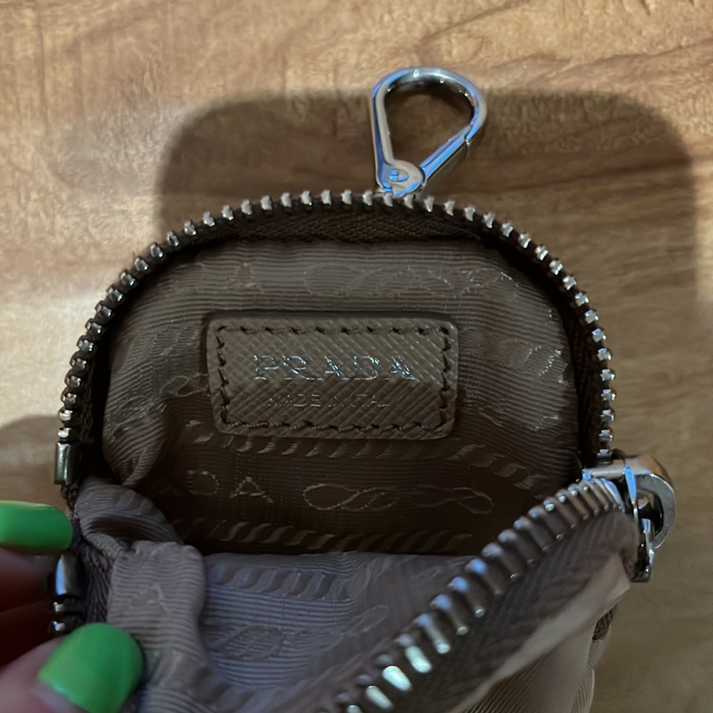 Re-Nylon Mini Pouch - Picture 3 of 10